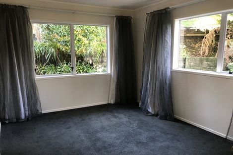 Photo of property in 27 Park Hill Road, Birkenhead, Auckland, 0626
