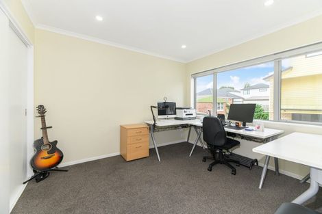 Photo of property in 20d Kelwyn Road, Kelston, Auckland, 0602