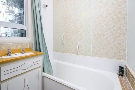 Photo of property in 123 Bucklands Beach Road, Bucklands Beach, Auckland, 2012