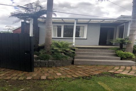 Photo of property in 82 Rosier Road, Glen Eden, Auckland, 0602