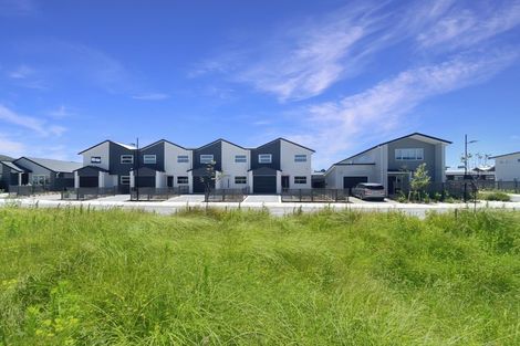 Photo of property in 36 Pateke Drive, Kenepuru, Porirua, 5022