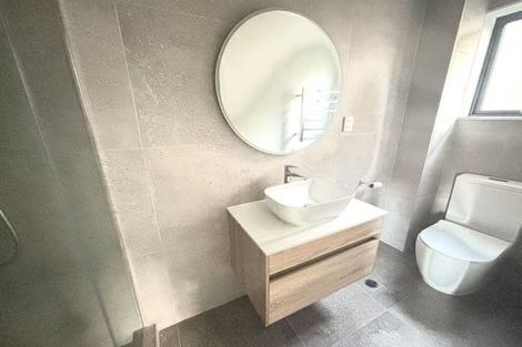 Photo of property in 15 Correa Court, Goodwood Heights, Auckland, 2105