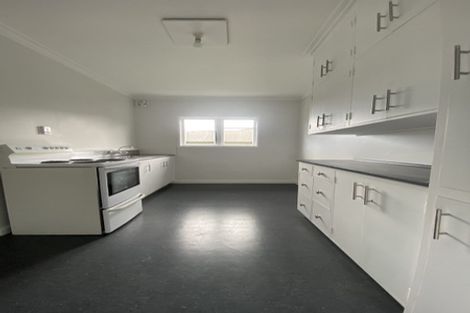 Photo of property in 229 Featherston Street, Palmerston North, 4410