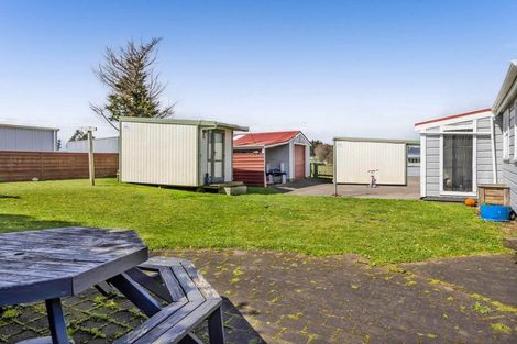 Photo of property in 6 Egmont Street, Normanby, Hawera, 4614