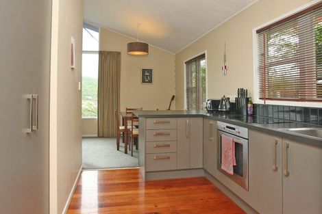 Photo of property in 11 Versailles Street, Karori, Wellington, 6012