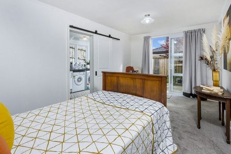 Photo of property in 553 Richardson Road, Mount Roskill, Auckland, 1041