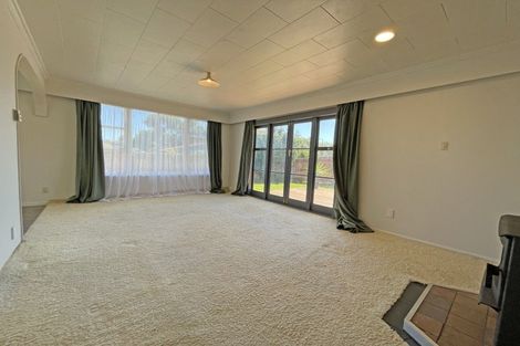 Photo of property in 50 Kimberley Grove, Westbrook, Palmerston North, 4412