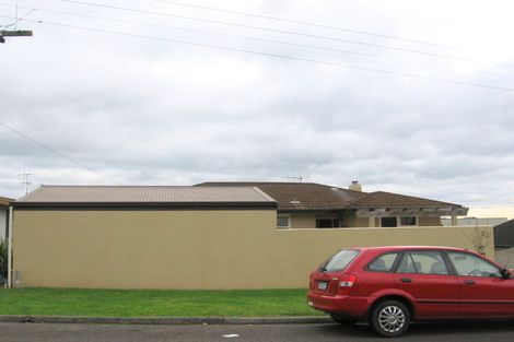 Photo of property in 22 Seaview Road, Otumoetai, Tauranga, 3110