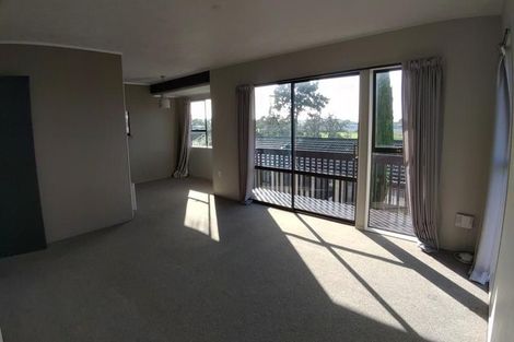 Photo of property in 1/107 John Downs Drive, Browns Bay, Auckland, 0630
