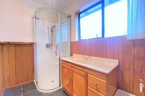 Photo of property in 12 Bragato Place, Chatswood, Auckland, 0626