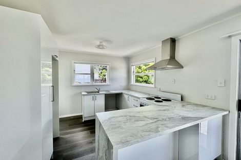 Photo of property in 5 Reid Road, Wainuiomata, Lower Hutt, 5014