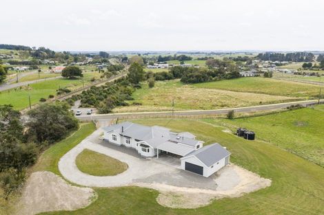 Photo of property in 10 Monteith Street, Halcombe, Feilding, 4779