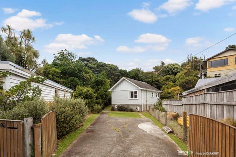 Photo of property in 17 Beach Street, Island Bay, Wellington, 6023