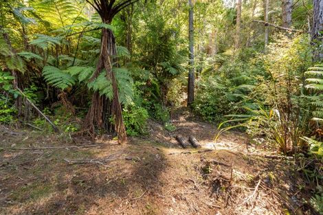 Photo of property in 144 Pinehaven Road, Pinehaven, Upper Hutt, 5019