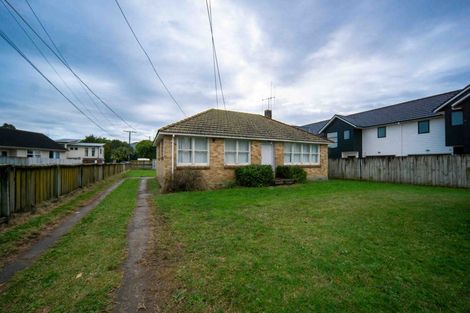 Photo of property in 17 Dowding Street, Melville, Hamilton, 3206