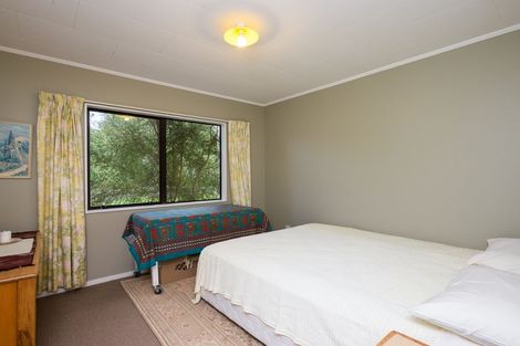 Photo of property in 126 Hillcrest Drive, Kelvin Grove, Palmerston North, 4414