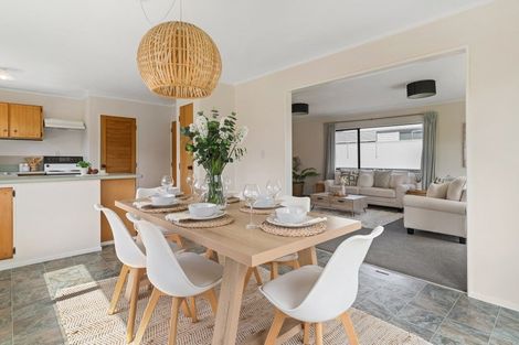 Photo of property in 1/73 Oceanbeach Road, Mount Maunganui, 3116