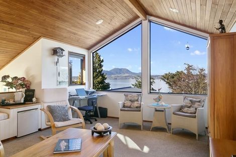 Photo of property in 22 Ewing Grove, Acacia Bay, Taupo, 3330