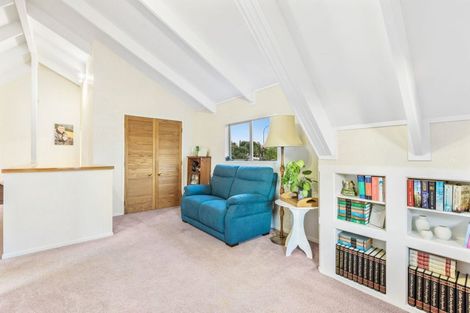 Photo of property in 153 Aviemore Drive, Highland Park, Auckland, 2010