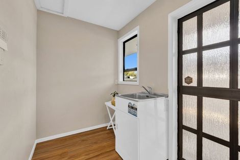 Photo of property in 12 Esk Place, Aranui, Christchurch, 8061