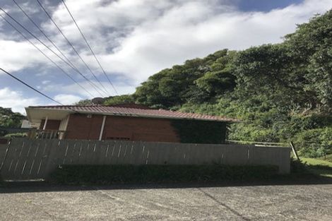 Photo of property in 4/2b Queensway, Three Kings, Auckland, 1024