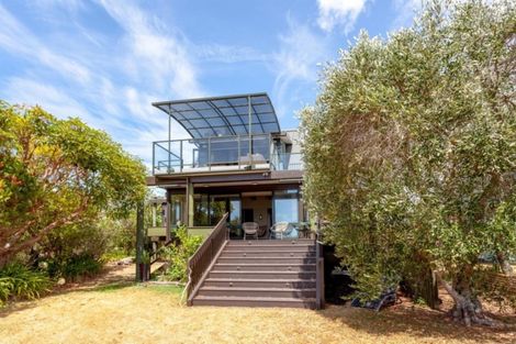 Photo of property in 113 Captain Cook Road, Cooks Beach, Whitianga, 3591