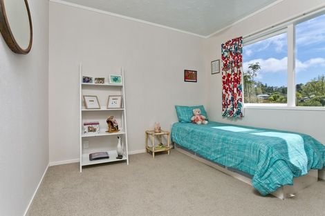 Photo of property in 60 Stapleford Crescent, Browns Bay, Auckland, 0630