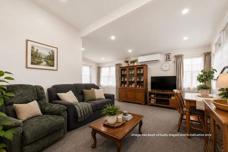 Photo of property in 69 Ferguson Street, Manurewa East, Auckland, 2102