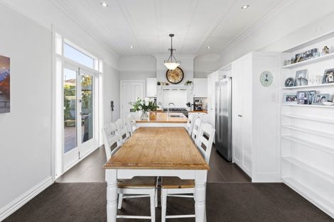 Photo of property in 8 Leven Street, Roslyn, Dunedin, 9010