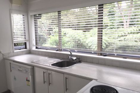 Photo of property in 13 Felstead Street, Birkenhead, Auckland, 0626