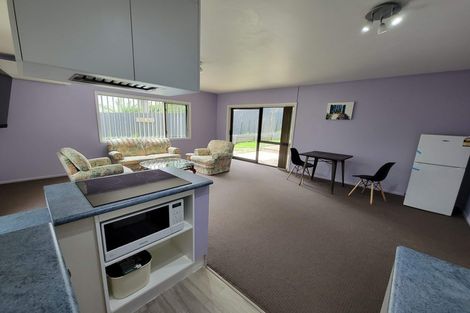 Photo of property in 2/9 Waller Avenue, Bucklands Beach, Auckland, 2012