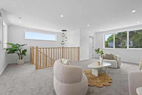 Photo of property in 38 Awanui Road, Red Beach, 0932