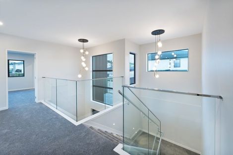 Photo of property in 12 Kiokio Place, Swanson, Auckland, 0614
