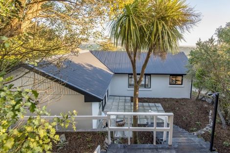 Photo of property in 126 Dyers Pass Road, Cashmere, Christchurch, 8022