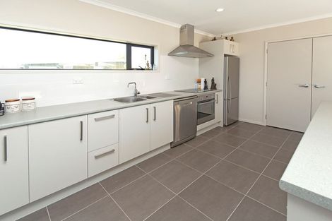 Photo of property in 997 Whangaparaoa Road, Tindalls Beach, Whangaparaoa, 0930