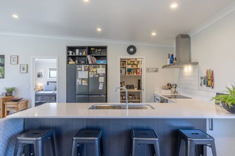 Photo of property in 81 Kyle Road, Waipukurau, 4281