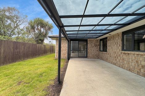 Photo of property in 35 Whitney Place, Rototuna North, Hamilton, 3210