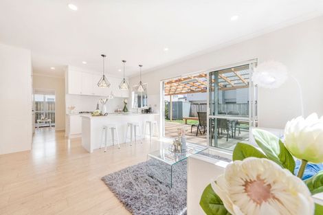 Photo of property in 24 Quattro Avenue, Flat Bush, Auckland, 2019