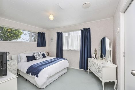 Photo of property in 154 Govett Avenue, Frankleigh Park, New Plymouth, 4310