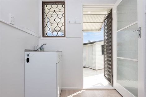 Photo of property in 4 Lyren Place, Half Moon Bay, Auckland, 2012