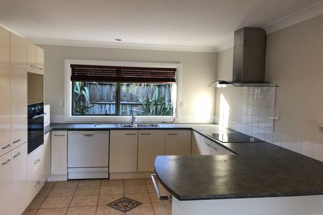 Photo of property in 6 Xena Way, Henderson, Auckland, 0612