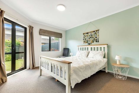 Photo of property in 16/64 Kawaha Point Road, Kawaha Point, Rotorua, 3010