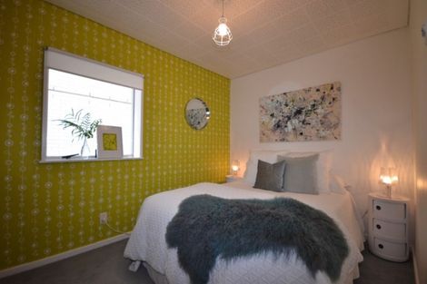 Photo of property in Dorchester Apartments, 144 Oriental Parade, Oriental Bay, Wellington, 6011