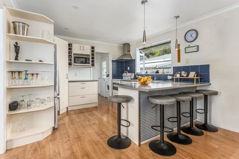 Photo of property in 22 Parenga Street, Wainuiomata, Lower Hutt, 5014