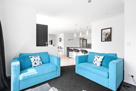 Photo of property in 1 Maple Lane, Martinborough, 5711