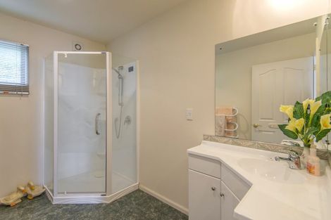 Photo of property in 4 Ledger Lane, Mount Pleasant, Christchurch, 8081