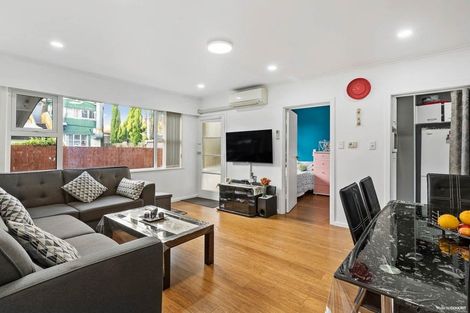 Photo of property in 12c Mountbatten Avenue, Hillcrest, Auckland, 0627