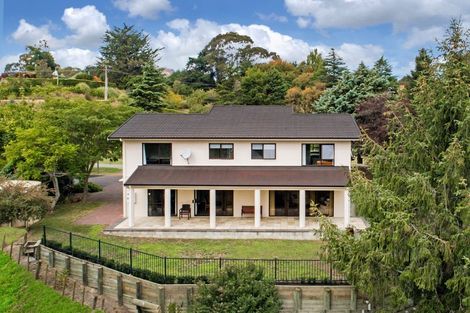 Photo of property in 98 Lane Road, Havelock North, 4130