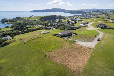 Photo of property in 38 Eagles Way, Cable Bay, 0420