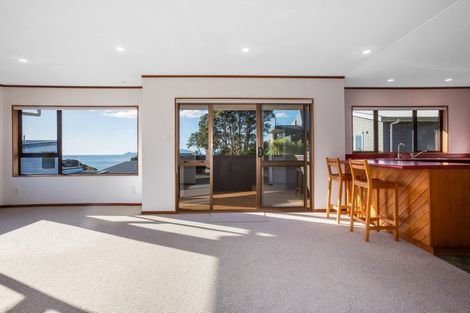 Photo of property in 8 Pukerua Beach Road, Pukerua Bay, 5026